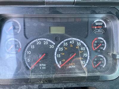 Freightliner Cascadia Instrument Panel Cluster