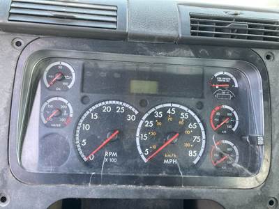 Freightliner Cascadia Instrument Panel Cluster
