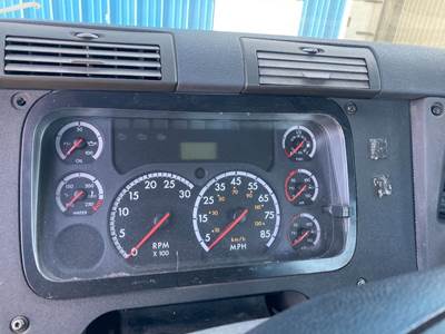 Freightliner Cascadia Instrument Panel Cluster