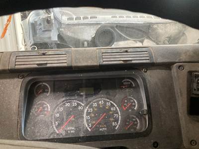 Freightliner Cascadia Instrument Panel Cluster
