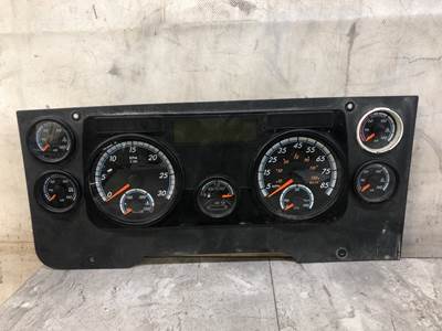 Freightliner Cascadia Instrument Panel Cluster