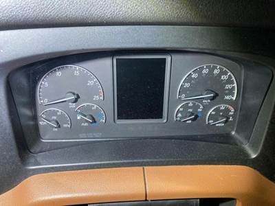 Freightliner Cascadia Instrument Panel Cluster
