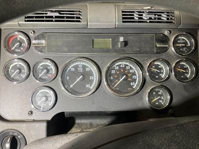 Freightliner Cascadia Instrument Panel Cluster