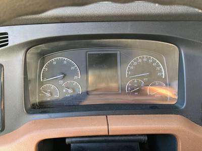 Freightliner Cascadia Instrument Panel Cluster