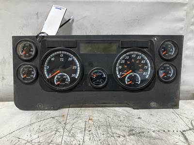 Freightliner Cascadia Instrument Panel Cluster