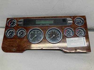 Freightliner Cascadia Instrument Panel Cluster