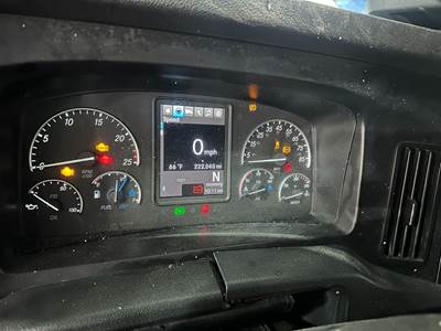 Freightliner Cascadia Instrument Panel Cluster