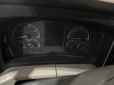 Freightliner Cascadia Instrument Panel Cluster