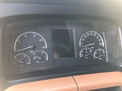Freightliner Cascadia Instrument Panel Cluster