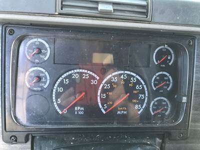 Freightliner Columbia 120 Instrument Panel Cluster