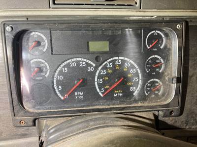 Freightliner Columbia 120 Instrument Panel Cluster