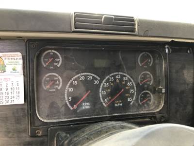 Freightliner Columbia 120 Instrument Panel Cluster