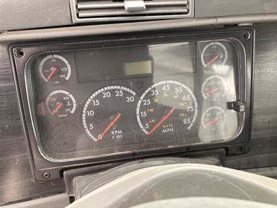 Freightliner Columbia 120 Instrument Panel Cluster
