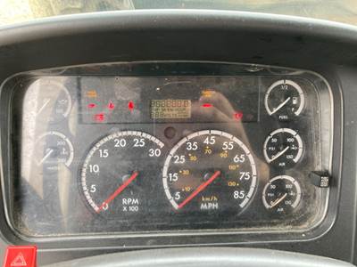 Freightliner M2 106 Instrument Panel Cluster