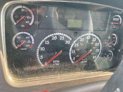 Freightliner M2 106 Instrument Panel Cluster