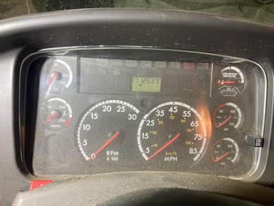Freightliner M2 106 Instrument Panel Cluster