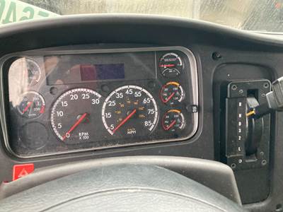 Freightliner M2 106 Instrument Panel Cluster