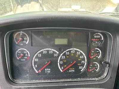 Freightliner M2 106 Instrument Panel Cluster