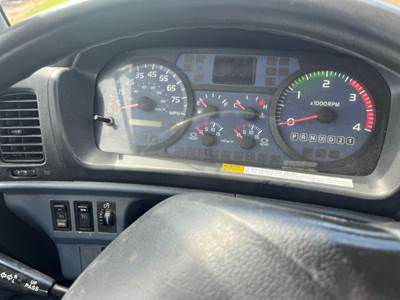 Hino 268 Instrument Panel Cluster