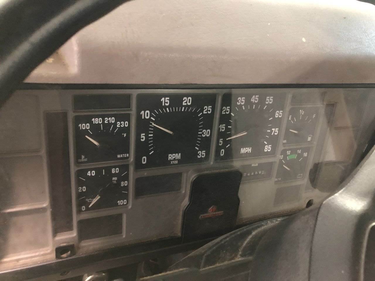 1997 International 4700 Instrument Panel Cluster For Sale Winimac, IN