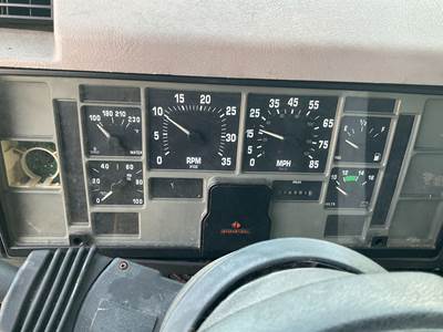 International 4700 Instrument Panel Cluster
