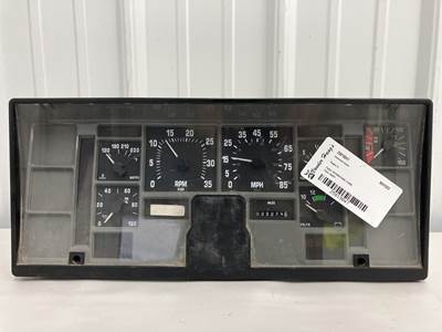 International 4900 Instrument Panel Cluster