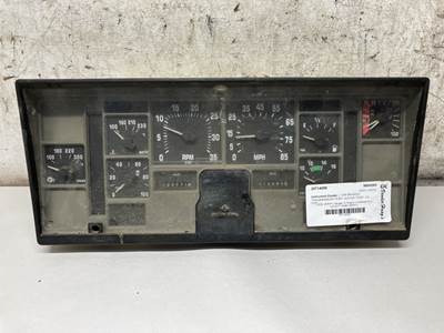 International 8200 Instrument Panel Cluster
