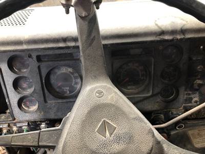 International 8300 Instrument Panel Cluster