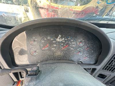 International 8600 Instrument Panel Cluster