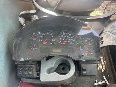 International 8600 Instrument Panel Cluster