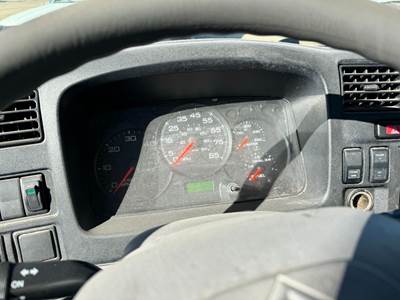 International CF500 Instrument Panel Cluster