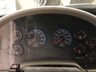 International DuraStar 4300 Instrument Panel Cluster for a International Durastar (4300)