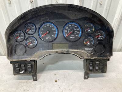 International DuraStar 4300 Instrument Panel Cluster for a International Durastar (4300)