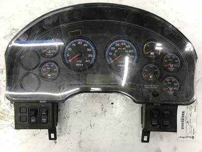 International DuraStar 4300 Instrument Panel Cluster for a International Durastar (4300)