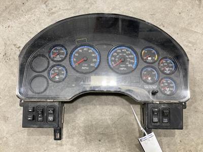 International DuraStar 4300 Instrument Panel Cluster for a International Durastar (4300)