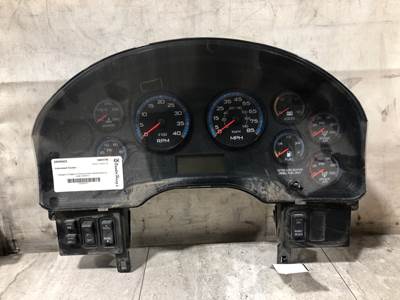 International DuraStar 4400 Instrument Panel Cluster for a International Durastar (4400)