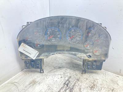 International DuraStar 4400 Instrument Panel Cluster for a International Durastar (4400)