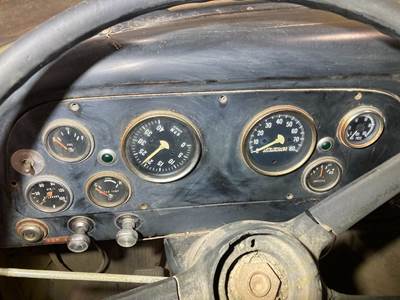 International Loadstar 1700 Instrument Panel Cluster for a International 1700 Loadstar