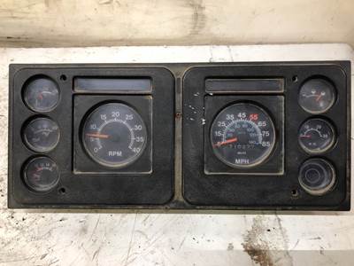 International S1900 Instrument Panel Cluster