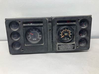 International S2300 Instrument Panel Cluster