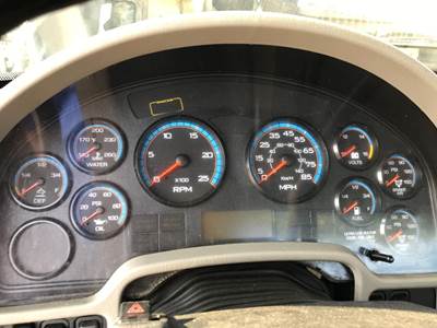 International TranStar 8600 Instrument Panel Cluster for a International Transtar (8600)