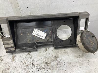 Isuzu FSR Instrument Panel Cluster