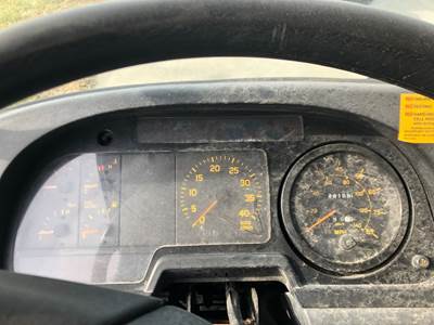 Isuzu FTR Instrument Panel Cluster