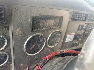 Kenworth T370 Instrument Panel Cluster