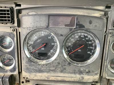 Kenworth T660 Instrument Panel Cluster