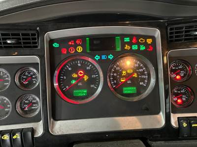 Kenworth T660 Instrument Panel Cluster