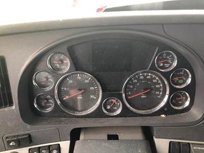 Kenworth T680 Instrument Panel Cluster