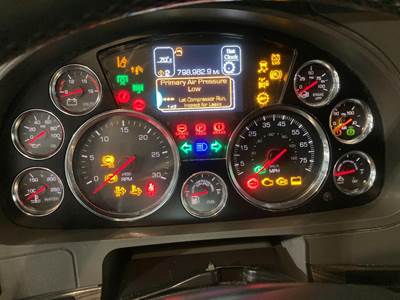 Kenworth T680 Instrument Panel Cluster
