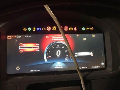 Kenworth T680 Instrument Panel Cluster