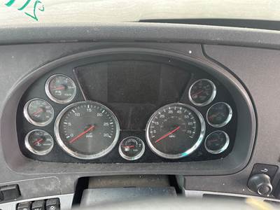 Kenworth T680 Instrument Panel Cluster